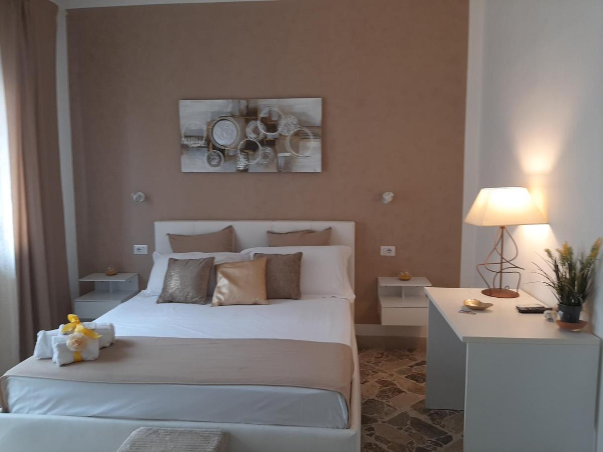 Politeama Center Bed and Breakfast Παλέρμο Εξωτερικό φωτογραφία
